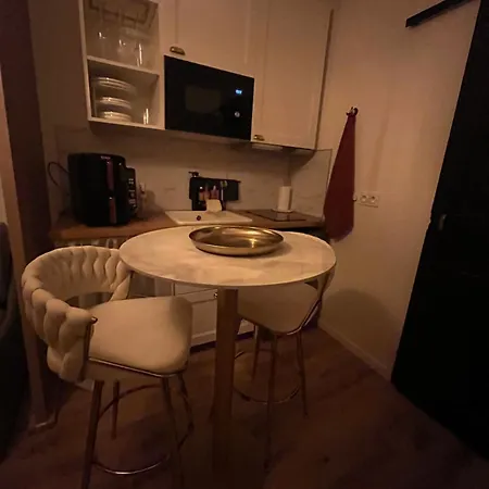 Le Petit De Laura Cosy Parking & Netflix