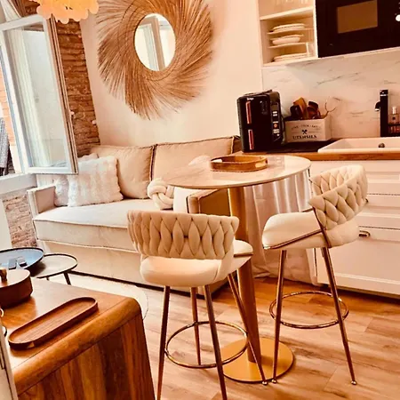 Le Petit De Laura Cosy Parking & Netflix Lejlighed